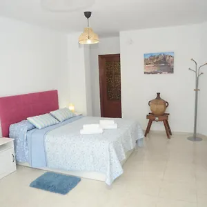 Habitación en casa particular Grande Con Terraza Privada, Centro, Málaga